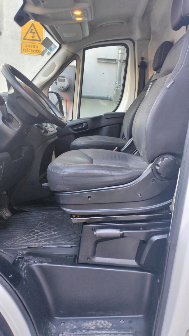 Dodge Comerciales ProMaster Van Panel 4 pts. 2500, 11.5 m3, toldo alto, TA 2018